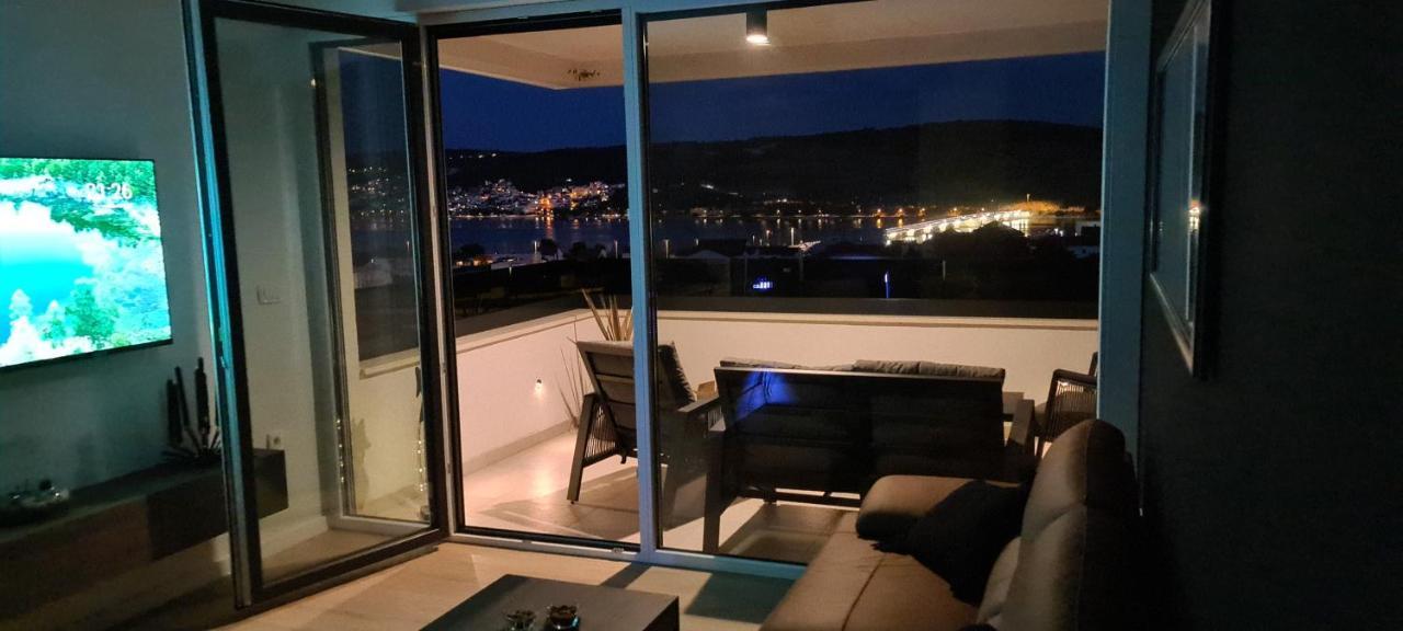 Penthouse Apartman Marcelina In Trogir Kültér fotó