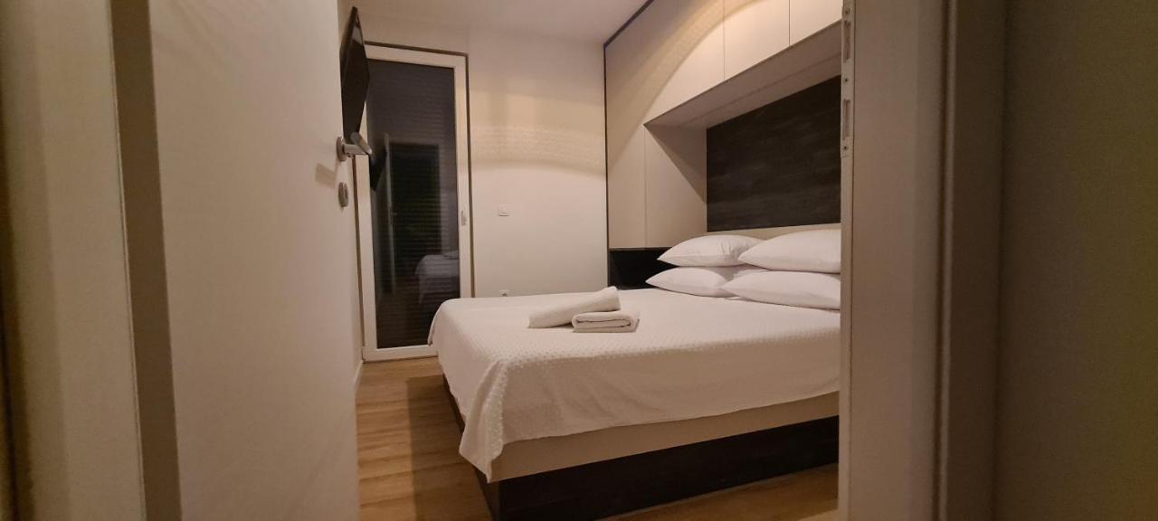 Penthouse Apartman Marcelina In Trogir Kültér fotó