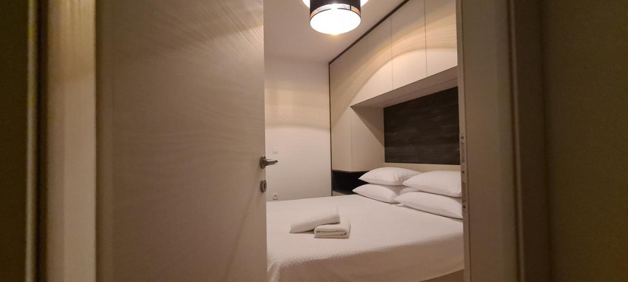 Penthouse Apartman Marcelina In Trogir Kültér fotó